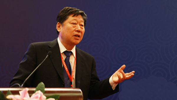 互联网时代CEO的代表张瑞敏——怒砸冰箱 互联网时代CEO的代表张瑞敏——怒砸冰箱