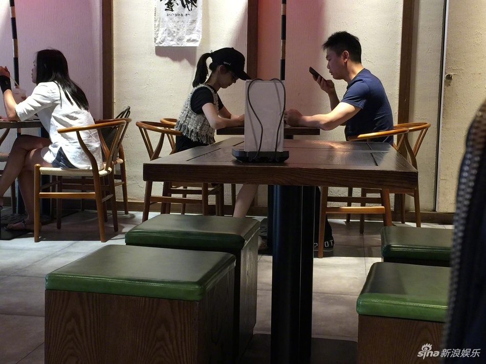 w2.jpg
