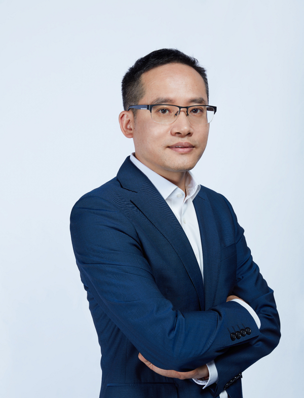 董事会主席兼CEO张勇